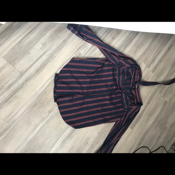 Shirt - Picture 3 of 4